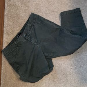 Lee size 12 Midrise Chino in olive